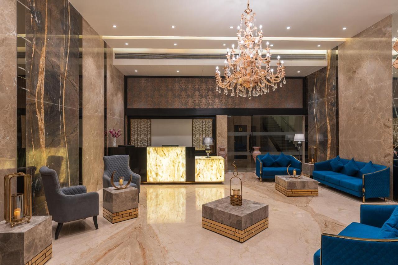 Regenta Central Imperial Candolim Goa Exteriör bild