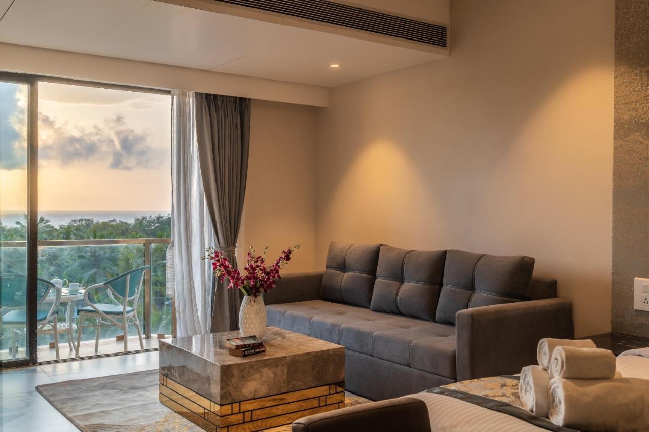 Regenta Central Imperial Candolim Goa Exteriör bild