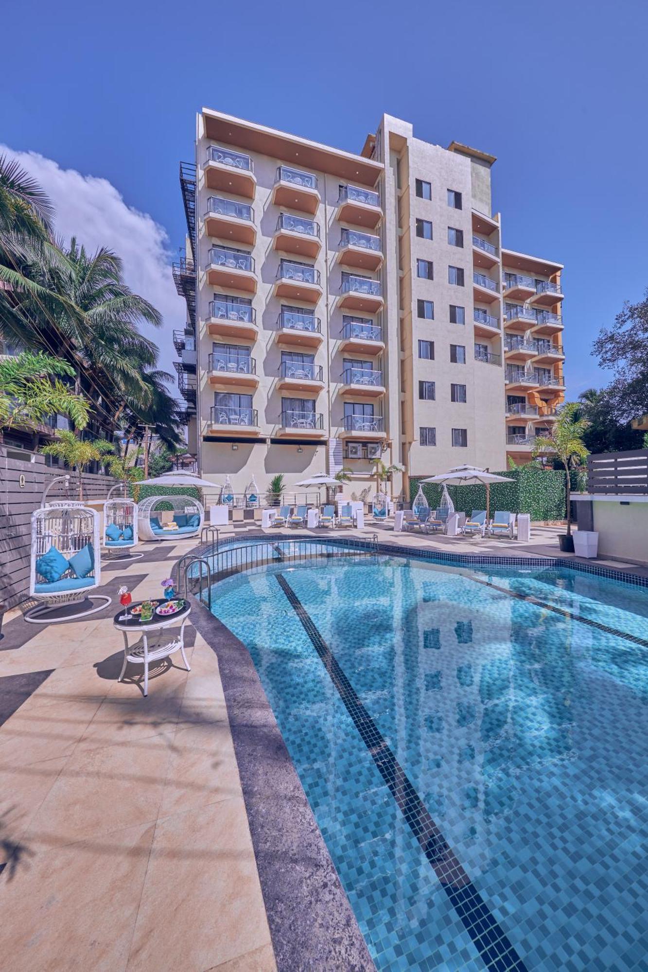 Regenta Central Imperial Candolim Goa Exteriör bild